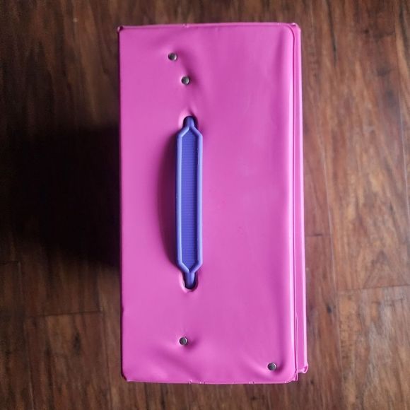 Barbie  - Picture 11 of 16